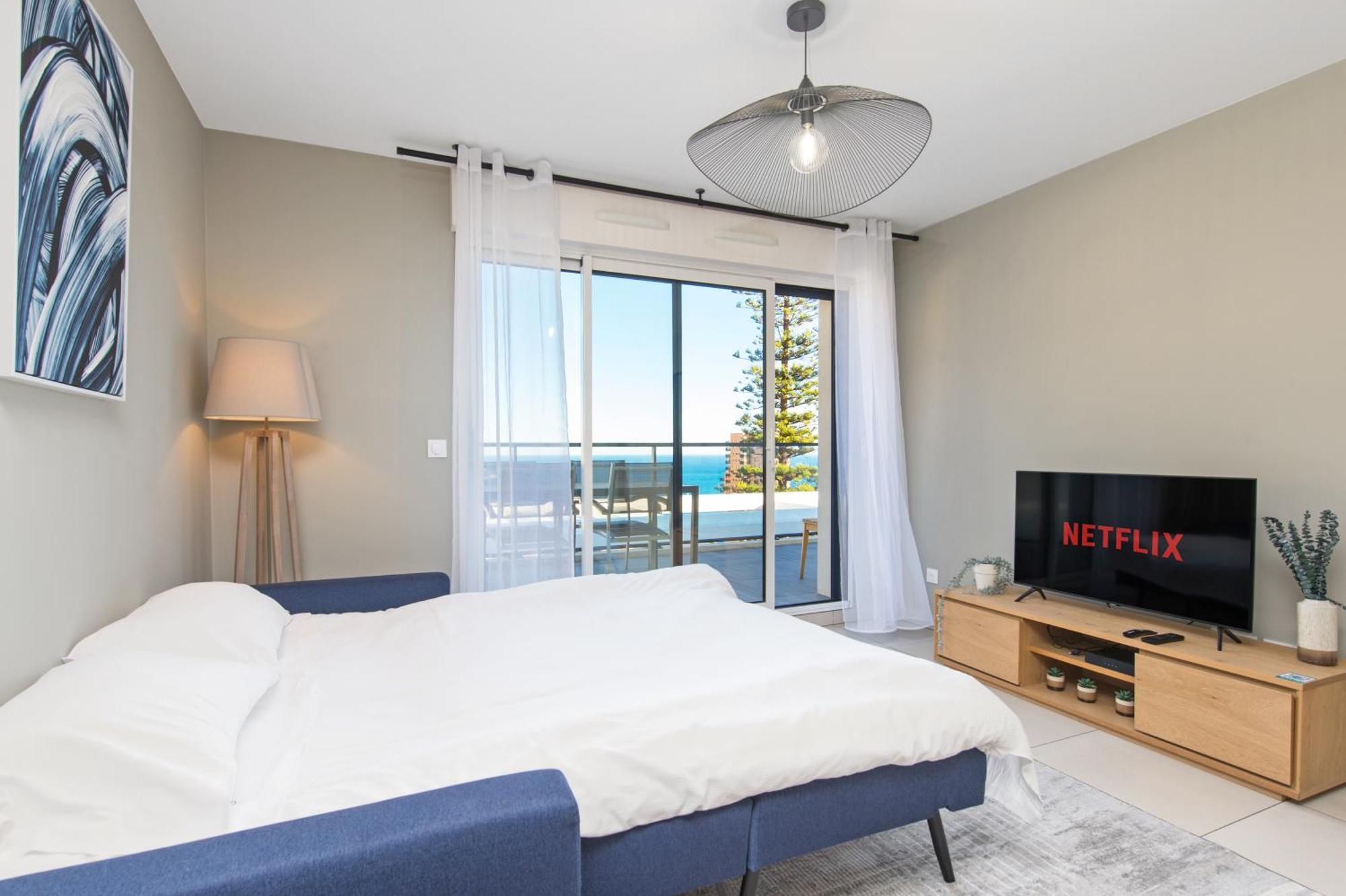 Luxury - Sea View - Private Parking - Bp Apartment *