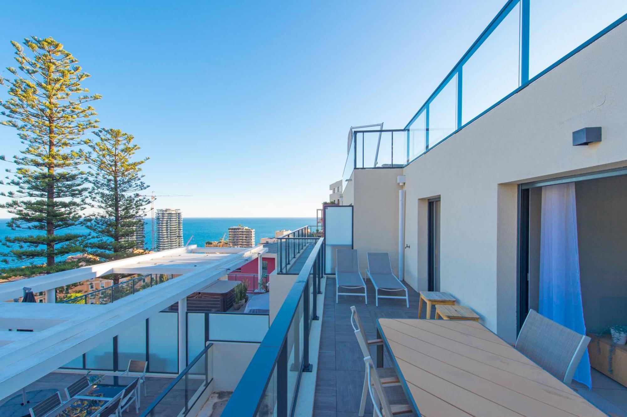 Apartment Luxury - Sea View - Private Parking - Bp